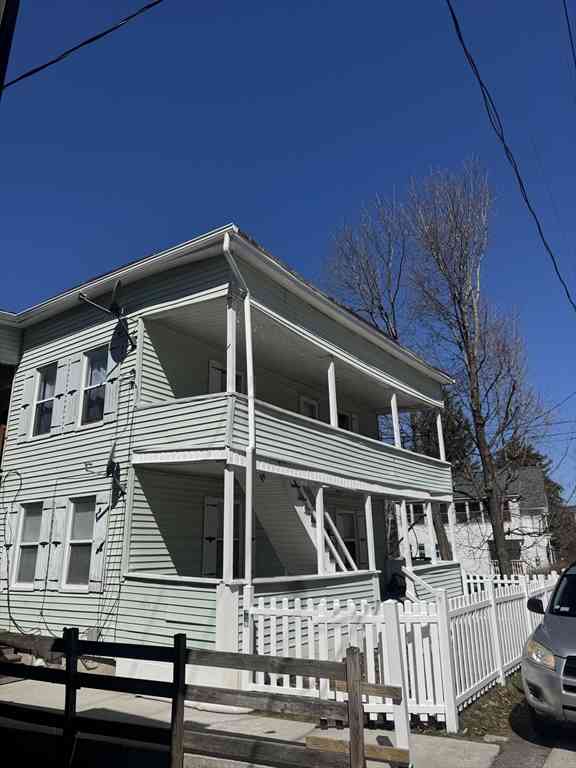 Homes For Rent - 115 Beech<br/> Fitchburg, MA 01420