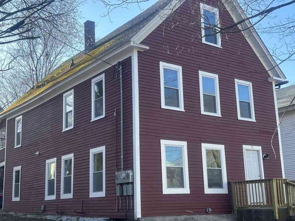 Multifamily For Rent - 19 Pine St<br/> Athol, MA 01331
