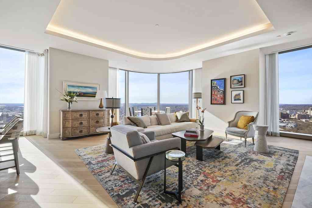 Condo For Sale - 1 Dalton #4005<br/> Boston, MA 02116