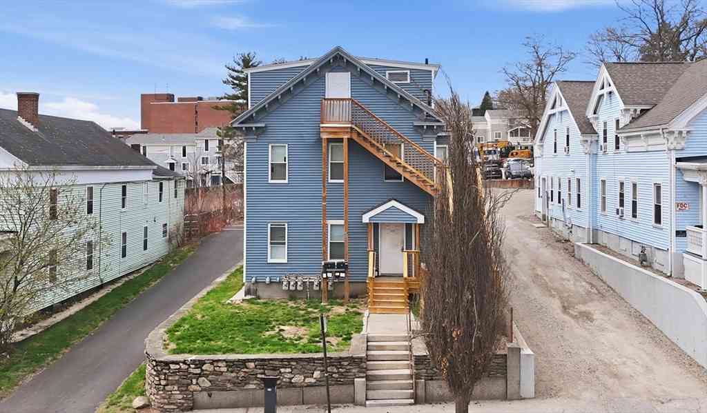 Homes For Rent - 34 Irving St<br/> Worcester, MA 01609