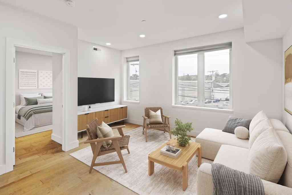 Condo For Sale - 50 Hichborn St #204<br/> Boston, MA 02135