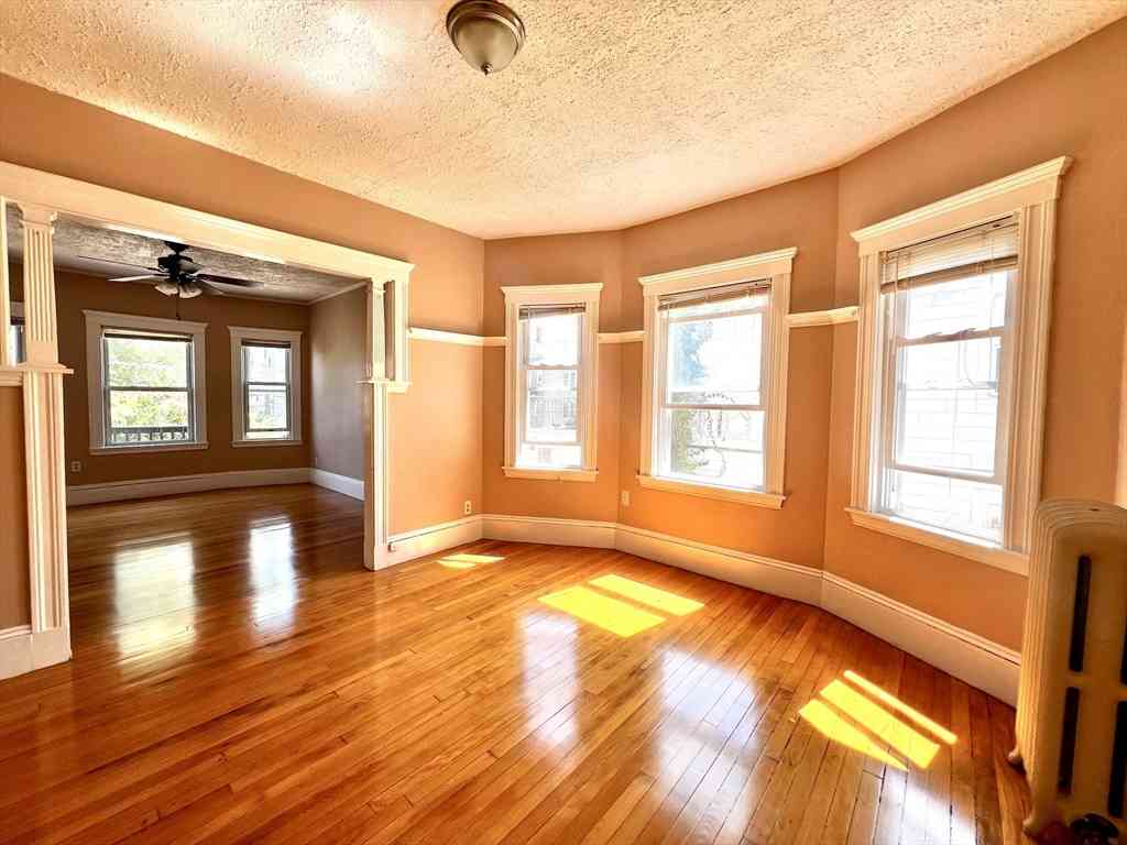 Apartment For Rent - 12 Bailey Street #2<br/> Somerville, MA 02144