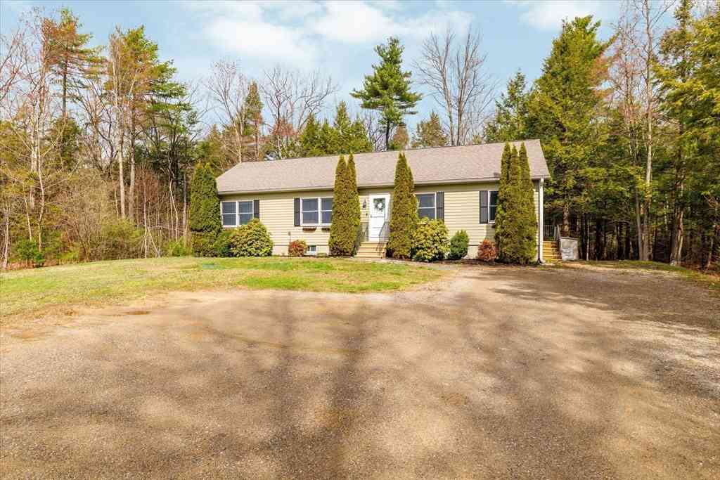 Homes For Sale - 84 Baptist Common Rd<br/> Worcester County, Templeton, MA 01468