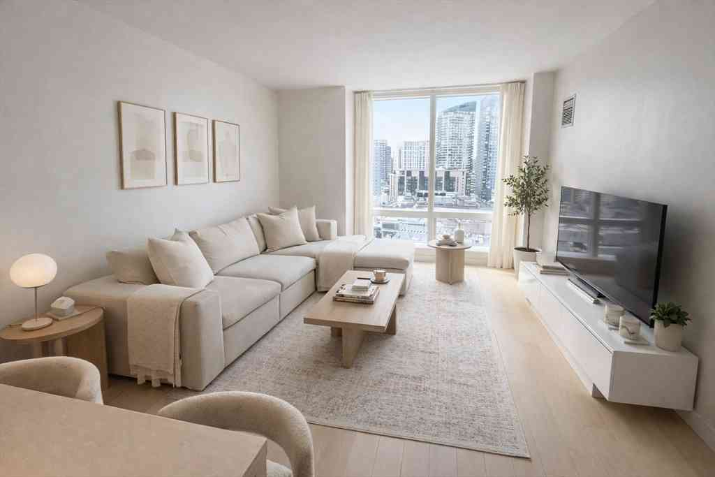 Condo For Sale - 1 Franklin #2114<br/> Boston, MA 02110