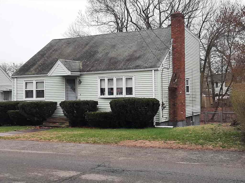 Homes For Sale - 118 Elwell<br/> Middlesex County, Malden, MA 02148