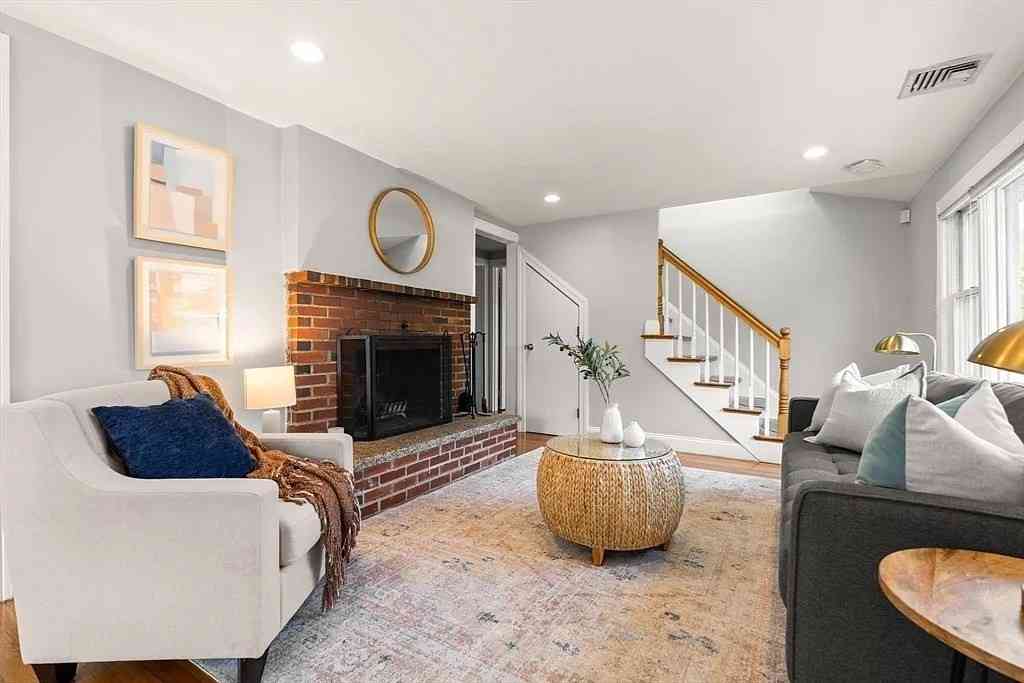 Homes For Rent - 334 Mystic Street #334<br/> Arlington, MA 02474