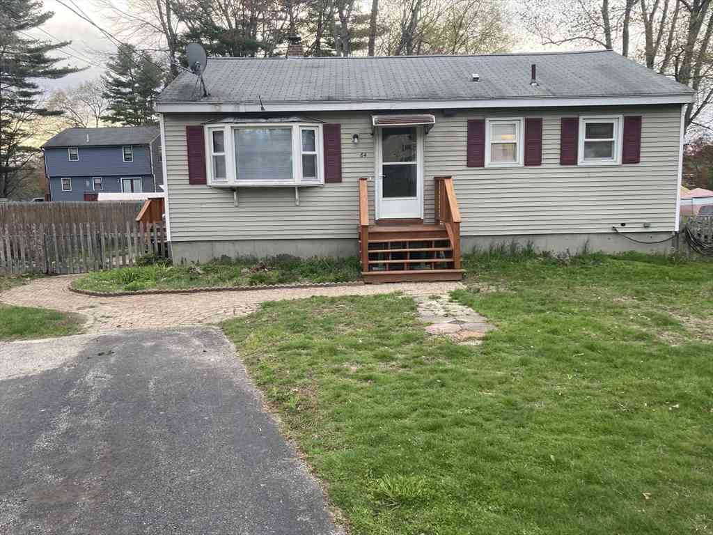 Homes For Sale - 84 D St<br/> Middlesex County, Dracut, MA 01826