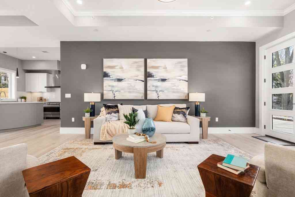 Condo For Sale - 30 Wilson Cir #30<br/> Middlesex County, Newton, MA 02461