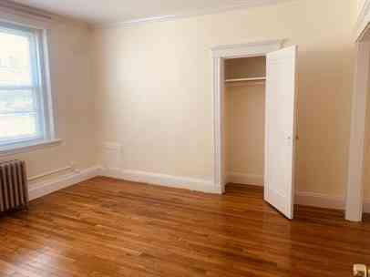 Apartment For Rent - 4 Hancock St #2<br/> Malden, MA 02148