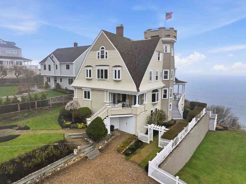 Homes For Sale - 2 Bluff Rd<br/> Plymouth County, Hull, MA 02045