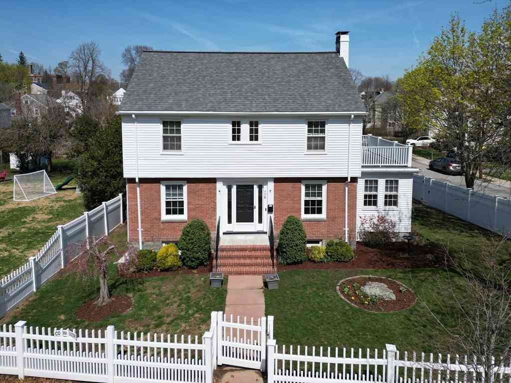 Homes For Sale - 778 W Roxbury Pkwy<br/> Boston, MA 02131