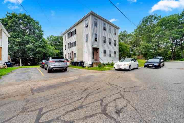 Homes For Rent - 50 Fairlawn Ave<br/> Southbridge, MA 01550