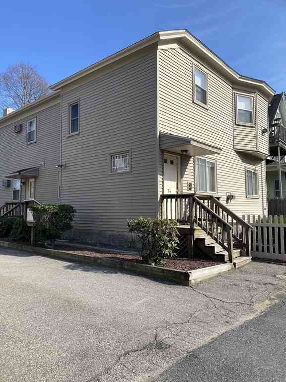 Apartment For Rent - 74 Lakewood #2R<br/> Worcester, MA 01603