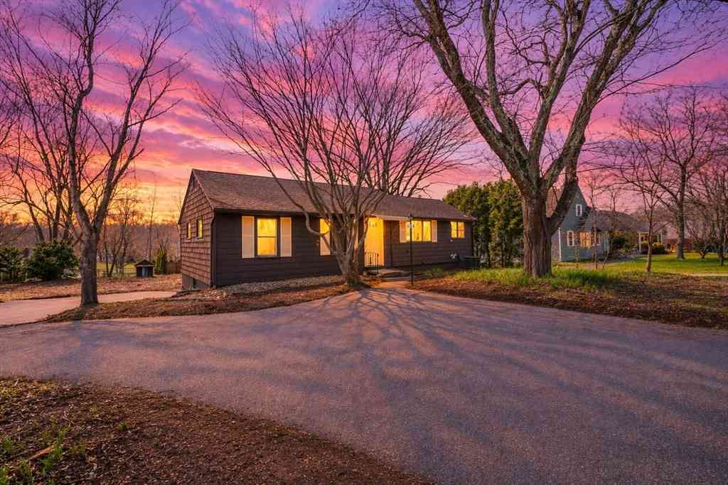 Homes For Sale - 293 Morgan Street<br/> Hampshire County, South Hadley, MA 01075