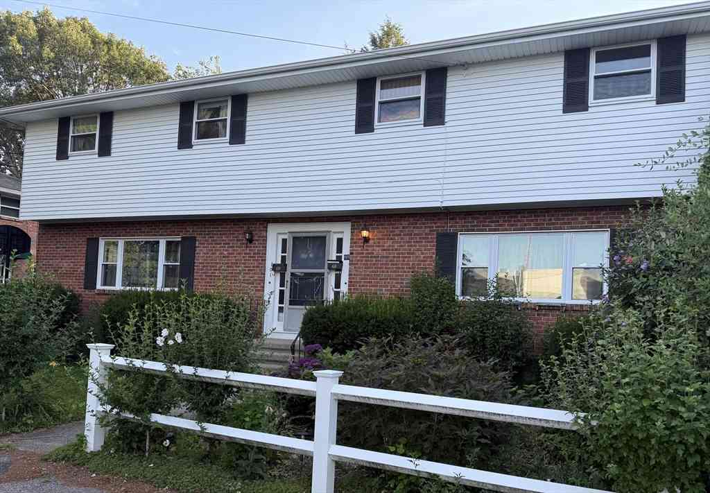 Homes For Rent - 99 Gould Street #99<br/> Needham, MA 02492