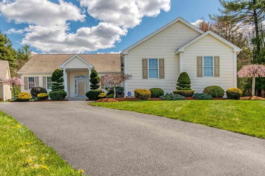 Condo For Sale - 7 Judith Ann Circle #31<br/> Rehoboth, MA 02769