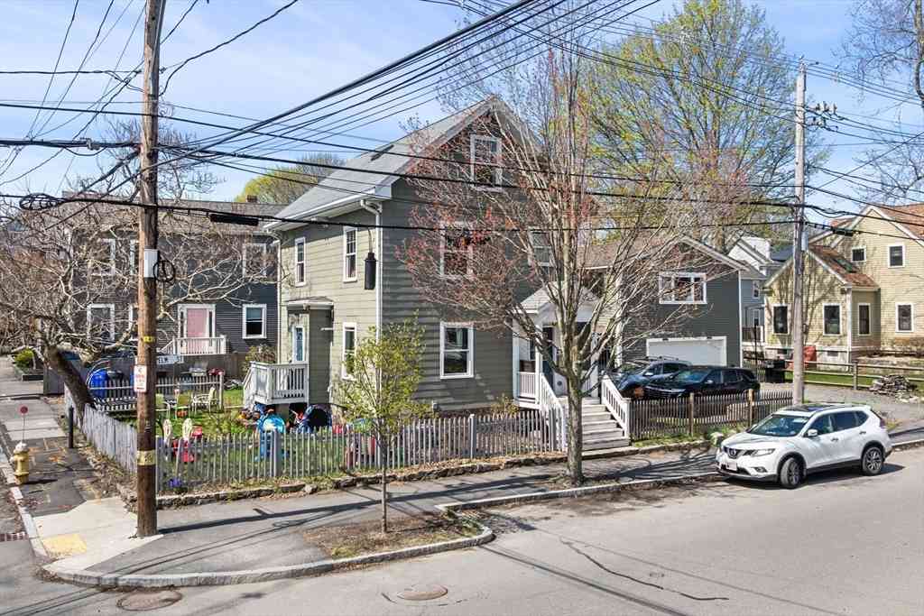 Multifamily For Sale - 149 Elm Street<br/> Marblehead, MA 01945