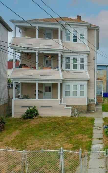 Homes For Rent - 289 Fifth St<br/> Fall River, MA 02721