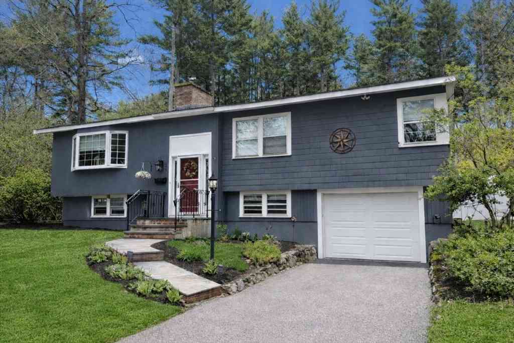 Homes For Sale - 31 Lancaster Drive<br/> Framingham, MA 01701