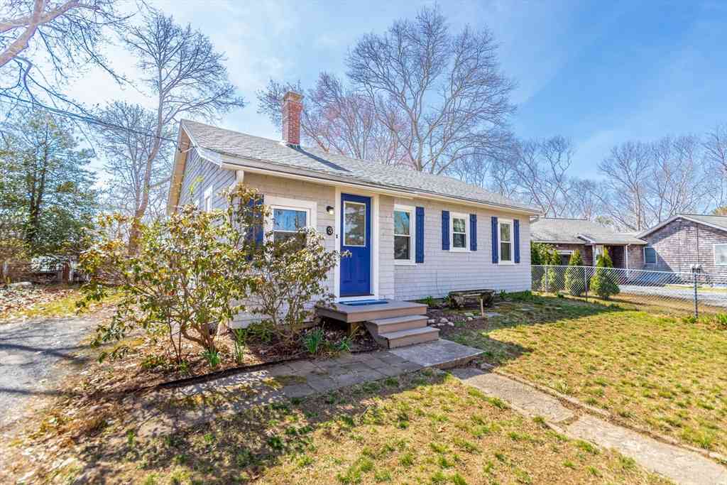Homes For Sale - 3 Lucia Lane<br/> Barnstable County, Bourne, MA 02562
