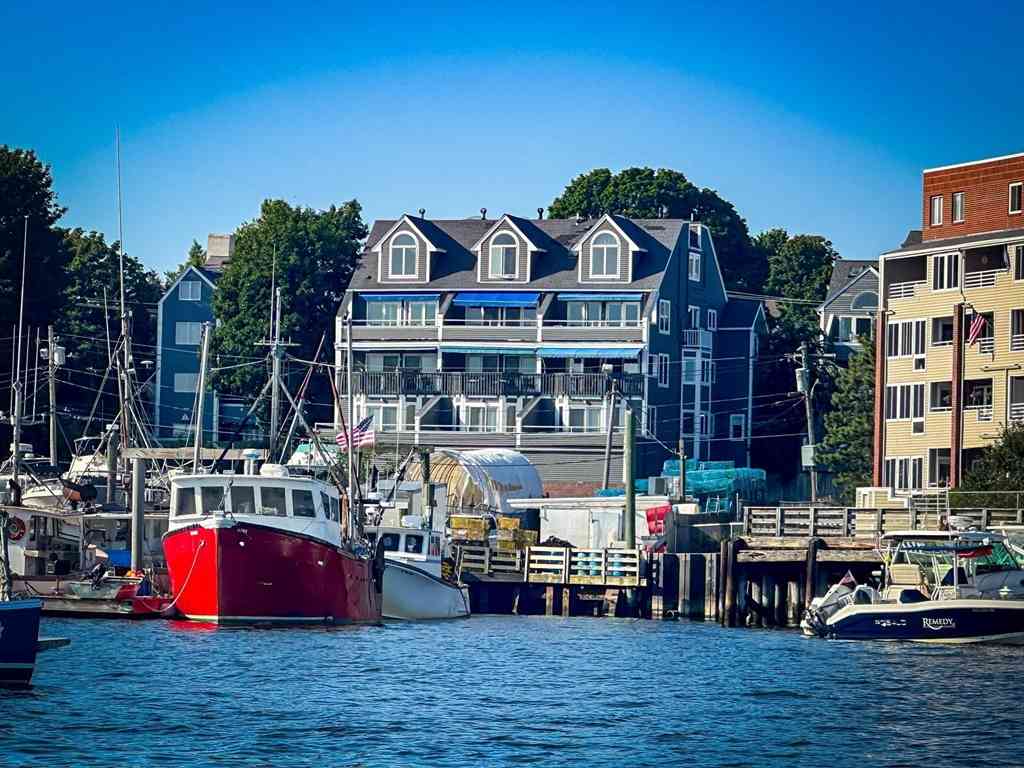 Condo For Sale - 57 Front Street #2<br/> Beverly, MA 01915