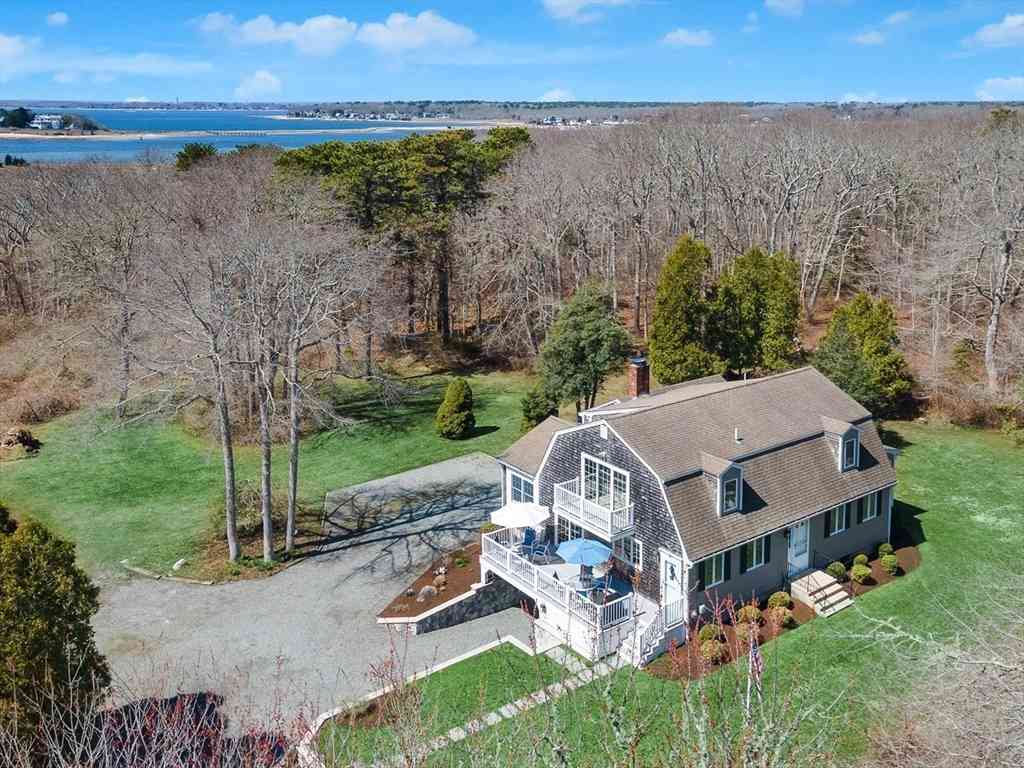 Homes For Sale - 20 Shawmut Rd<br/> Plymouth County, Mattapoisett, MA 02739
