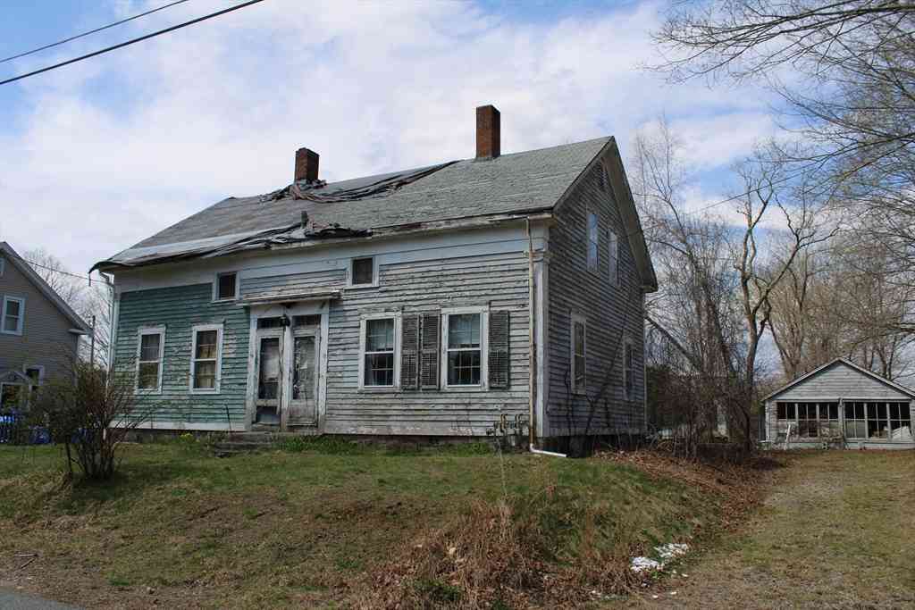 Homes For Rent - 17-19 Bacon Square<br/> Plainville, MA 02762