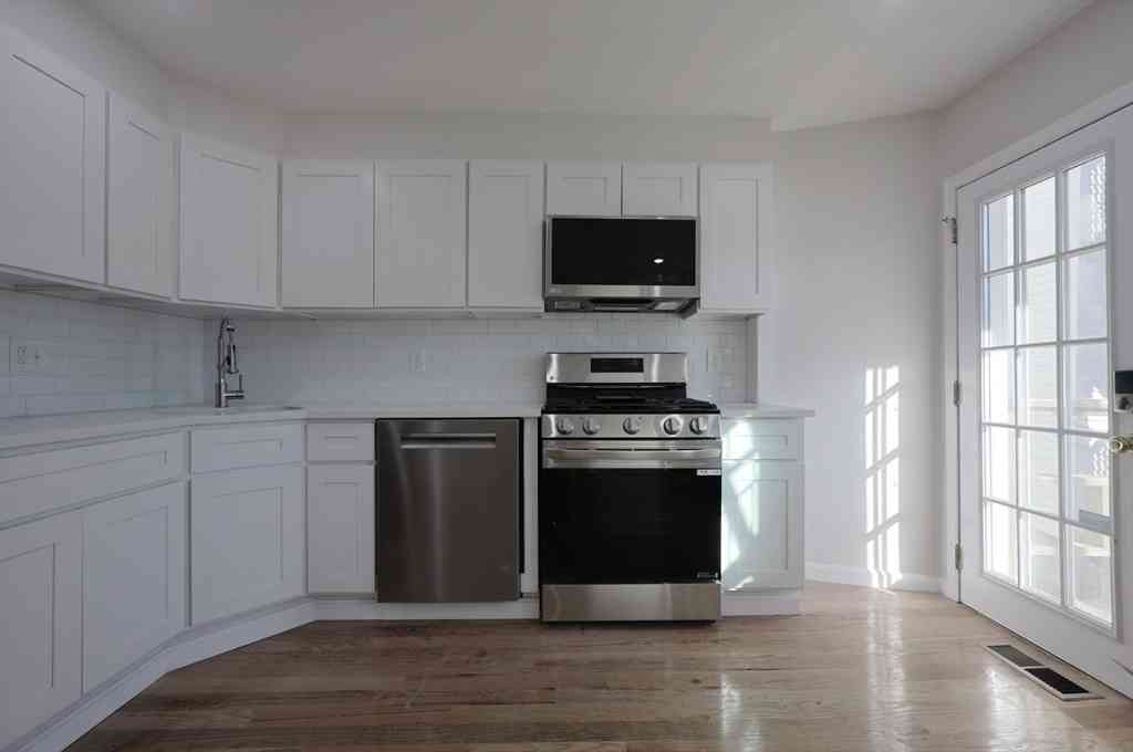 Homes For Rent - 3 Appian Pl #TH<br/> Boston, MA 02128