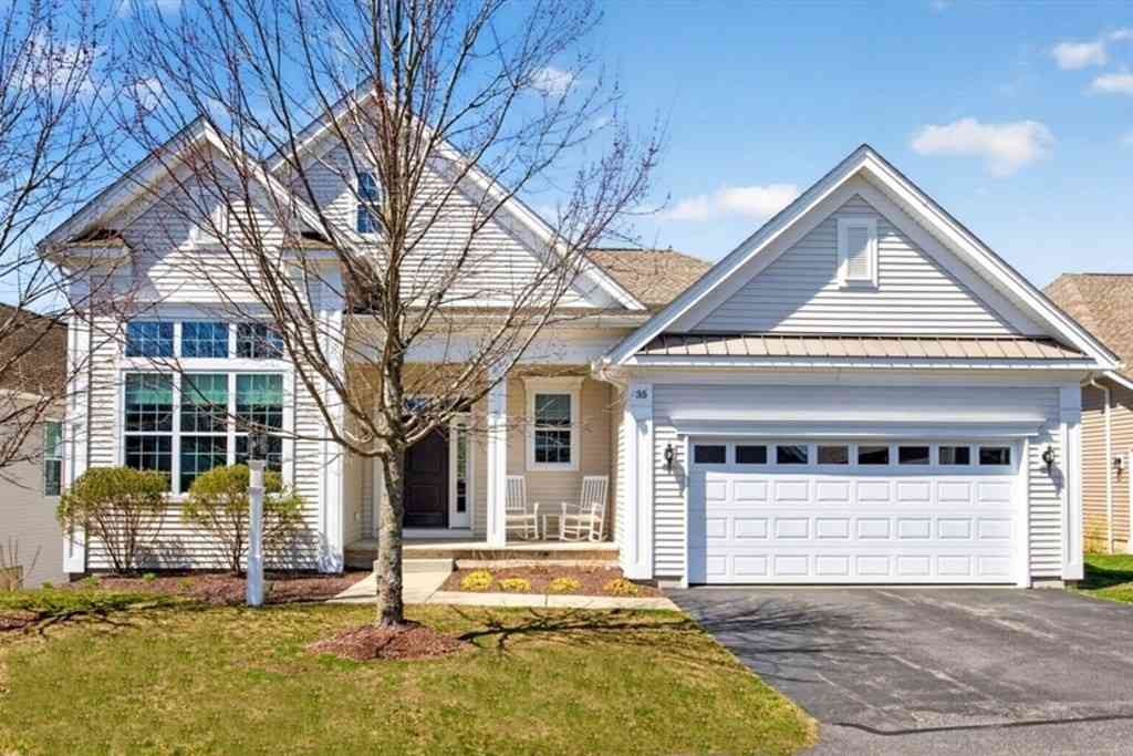 Homes For Sale - 35 Snapping Bow<br/> Plymouth County, Plymouth, MA 02360