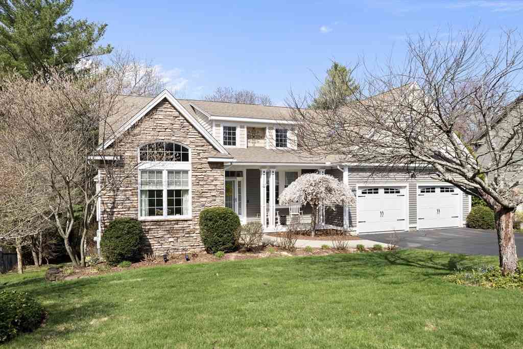 Homes For Sale - 37 Red Bridge Ln<br/> Hampshire County, South Hadley, MA 01075