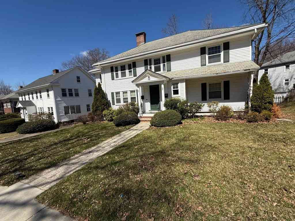 Apartment For Rent - 66 Westchester Rd #1<br/> Newton, MA 02458
