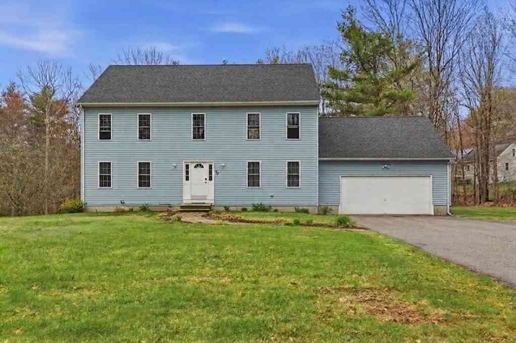 Homes For Sale - 75 Pleasant Street<br/> Worcester County, Oxford, MA 01537