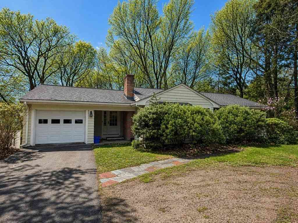 Homes For Rent - 80 Adams St<br/> Lexington, MA 02420