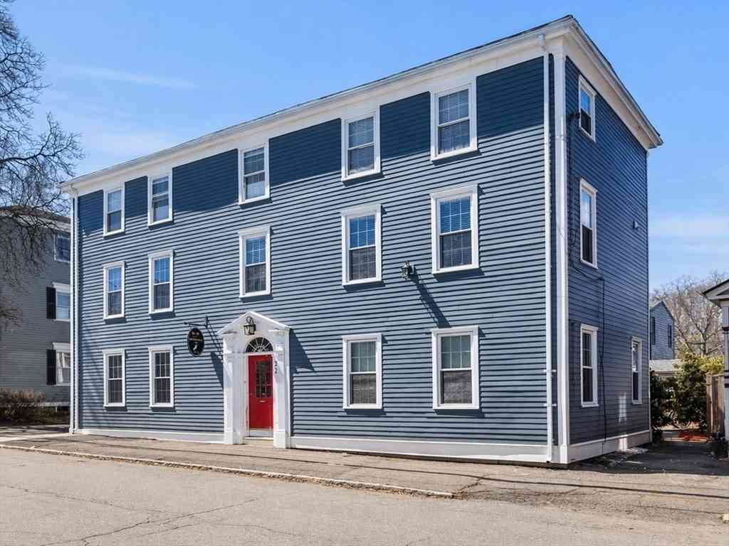 Homes For Rent - 32 Market St<br/> Newburyport, MA 01950