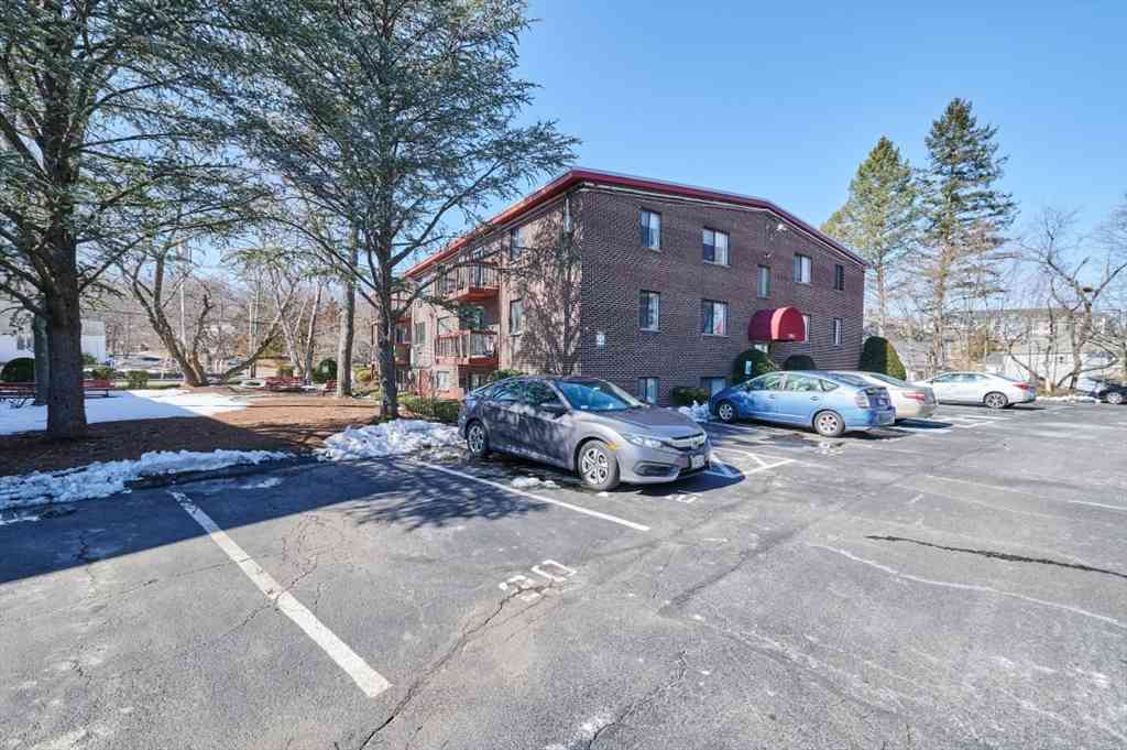 Condo For Sale - 1011 Main Street #12<br/> Woburn, MA 01801