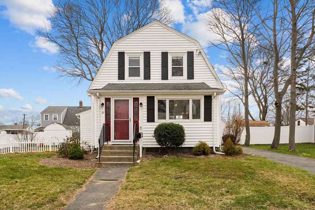 Homes For Sale - 31 Howe St<br/> Quincy, MA 02169