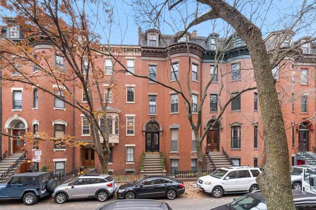 Condo For Sale - 26 Upton St #2<br/> Boston, MA 02118