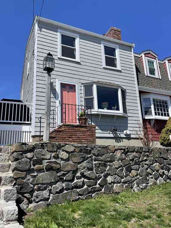 Condo For Sale - 9 Prospect Ct. #9<br/> Marblehead, MA 01945