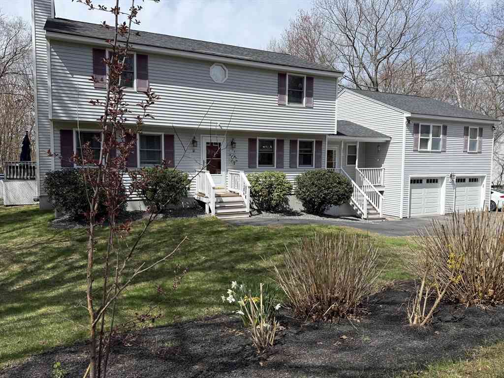 Homes For Sale - 14 Garvin Road<br/> Derry, NH 03038