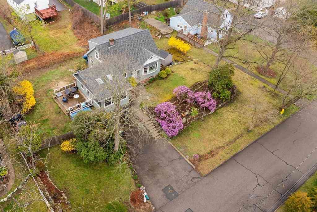 Homes For Sale - 188 Tower St<br/> Dedham, MA 02026
