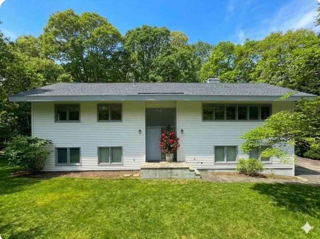 Homes For Sale - 146 Hillside Dr<br/> Barnstable County, Barnstable, MA 02632