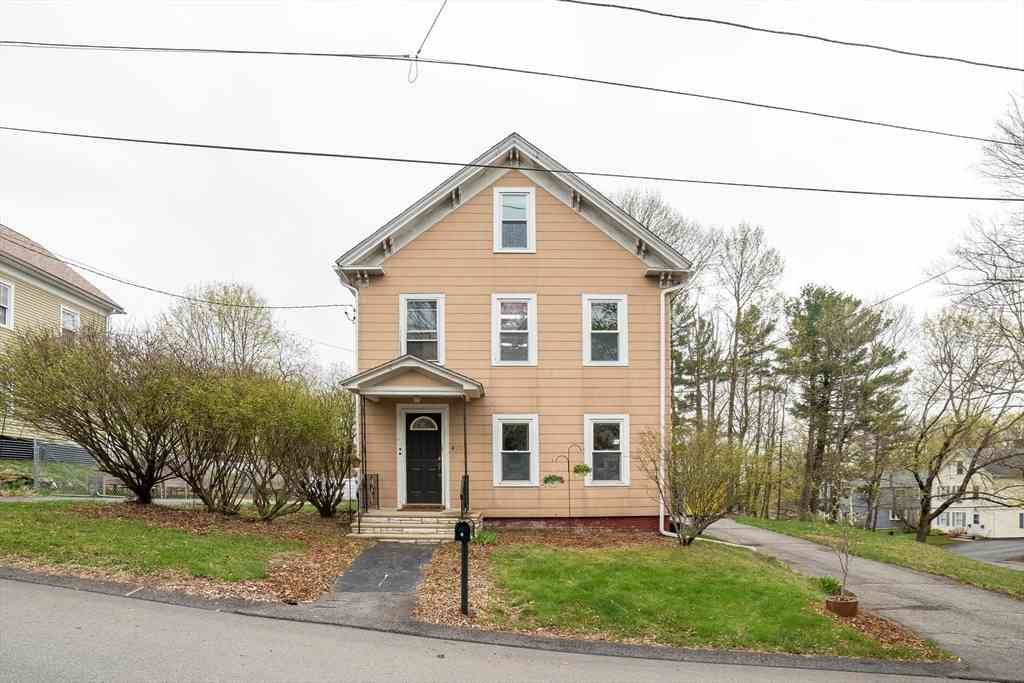 Homes For Sale - 4 Brown Street<br/> Worcester County, Spencer, MA 01562