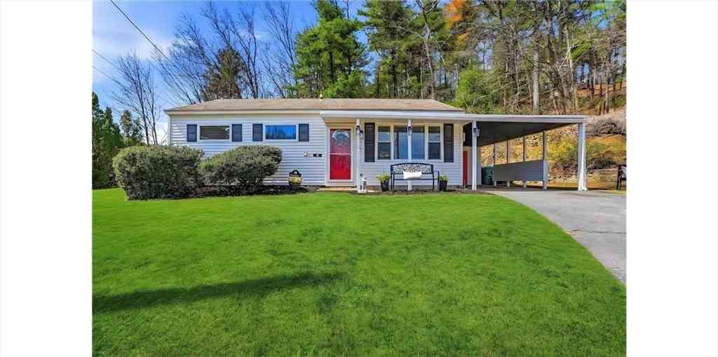 Homes For Sale - 18 Delray Gdns<br/> Worcester County, Northbridge, MA 01588