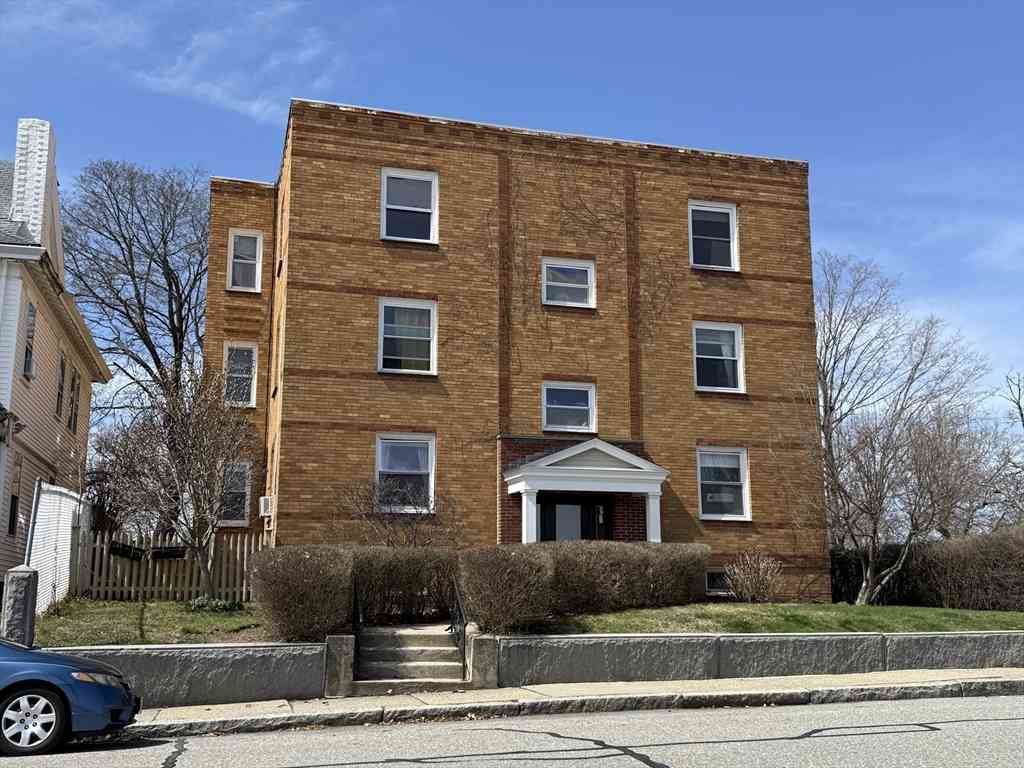 Condo For Sale - 31 Chestnut St #6<br/> Worcester County, Worcester, MA 01609