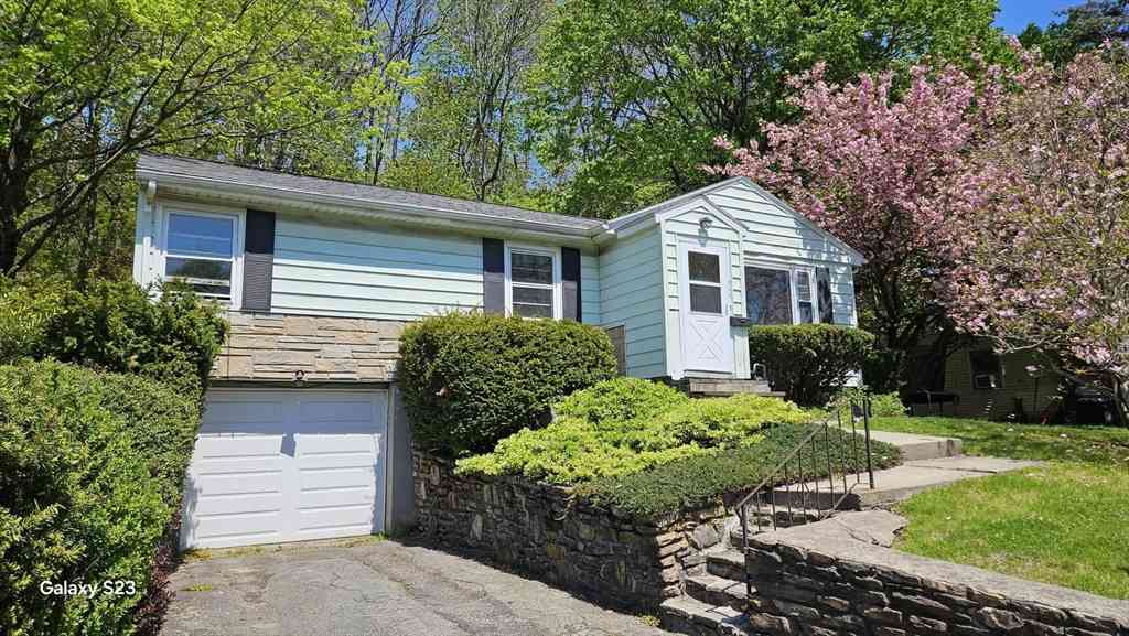 Homes For Sale - 543 Chandler St<br/> Worcester, MA 01602