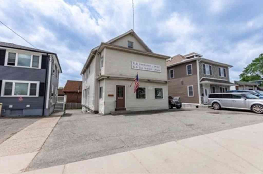 Multifamily For Sale - 382 Revere Beach Pkwy<br/> Revere, MA 02151