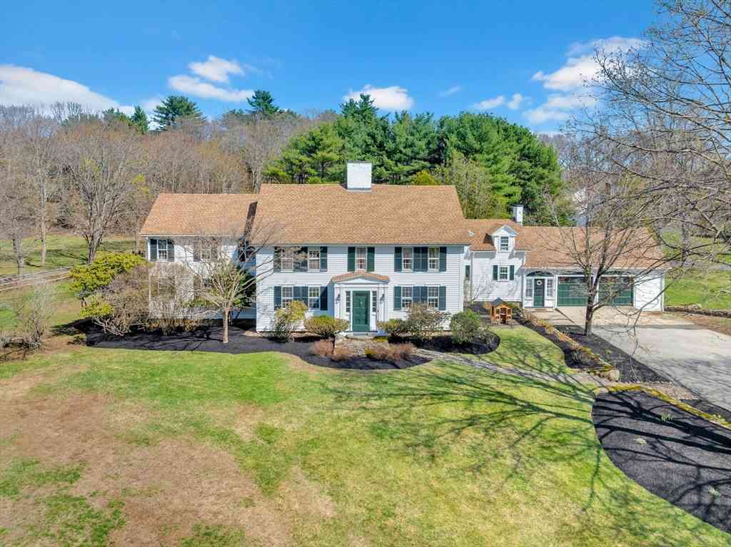 Homes For Sale - 505 Essex St<br/> Essex County, Hamilton, MA 01982