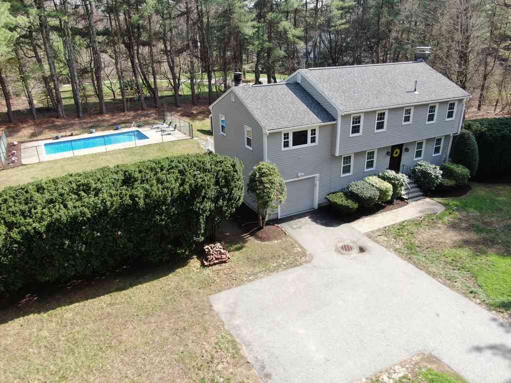 Homes For Sale - 138 Fairbank Road<br/> Middlesex County, Sudbury, MA 01776