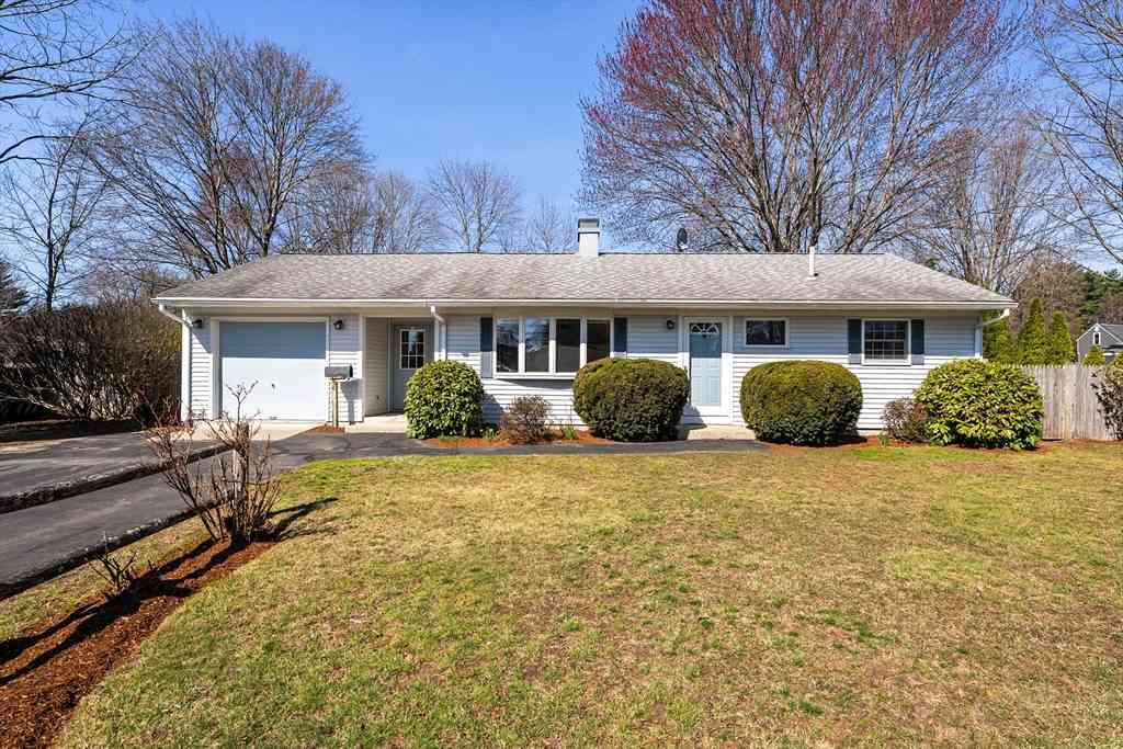Homes For Sale - 36 Baldwin Ave<br/> Middlesex County, Framingham, MA 01701