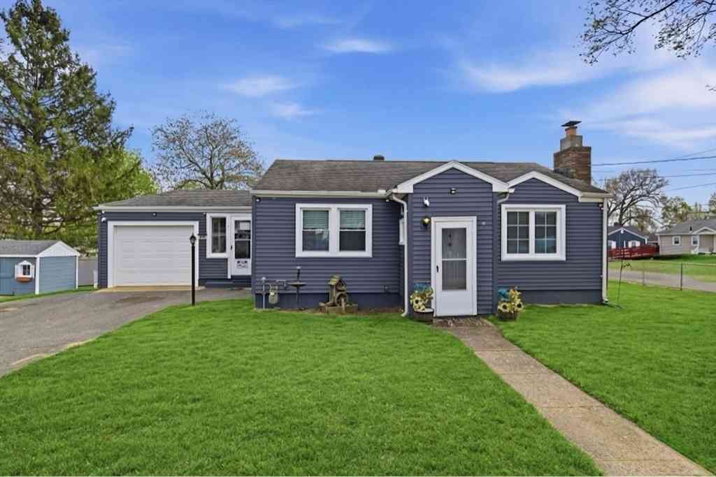 Homes For Sale - 519 Prospect St<br/> Chicopee, MA 01020